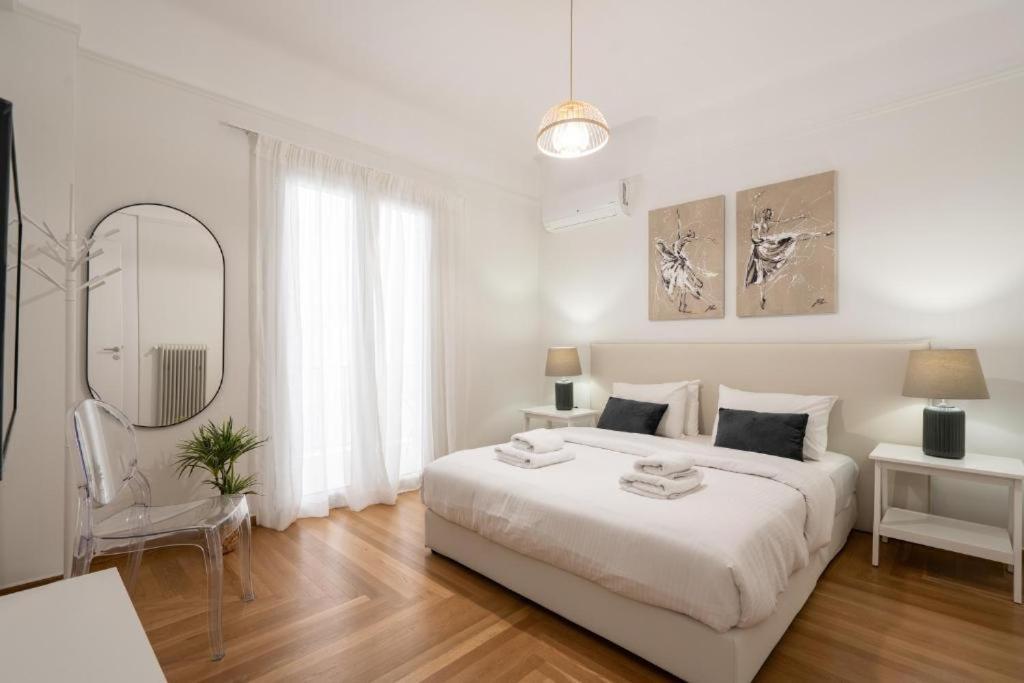 Vibrant Urban Getaway: Modern 1-Bedroom Near Bars, Parks, And Metro Aten Exteriör bild